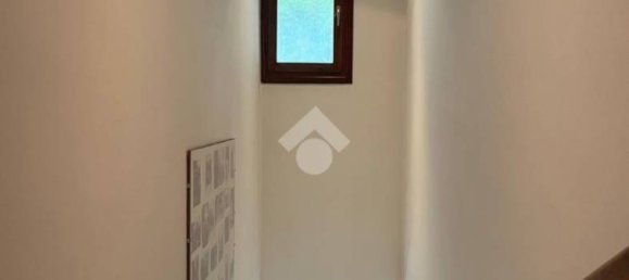 4 bedrooms House in Valbrenta, Italy No. 340994 6