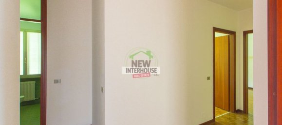 6 rooms Apartment in Pordenone, Italy No. 263917 14