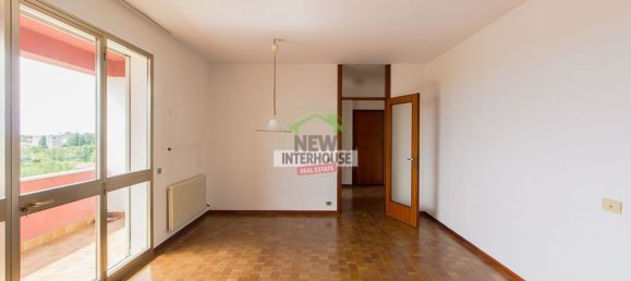 6 rooms Apartment in Pordenone, Italy No. 263917 7