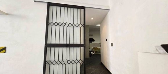  مرآب في Genoa, Italy 38متر مربع رقم 41587 4