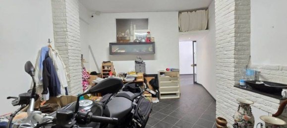  مرآب في Genoa, Italy 38متر مربع رقم 41587 5