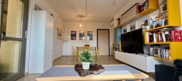 3 bedrooms Apartment in Prato, Italy No. 323169 16