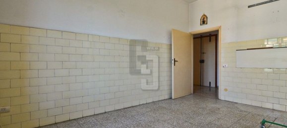 3 bedrooms Apartment in Scandicci, Italy No. 338668 11