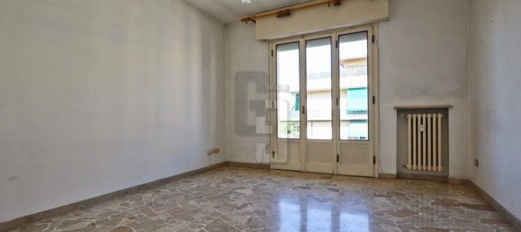 3 bedrooms Apartment in Scandicci, Italy No. 338668 8