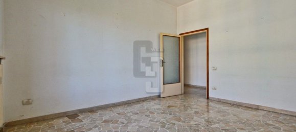 3 bedrooms Apartment in Scandicci, Italy No. 338668 9