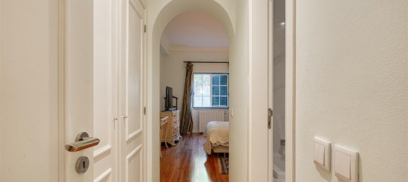 6 bedrooms House in Cascais, Portugal No. 94719 39