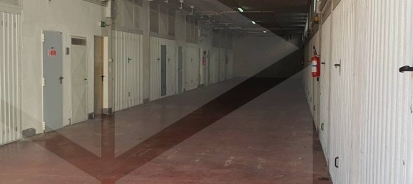 1 room Garage in Vasto, Italy No. 22443 2