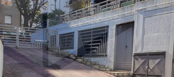 1 room Garage in Vasto, Italy No. 22443 5