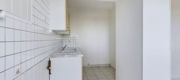 2 chambres Appartement à Romilly-sur-Seine, France No. 47282 48