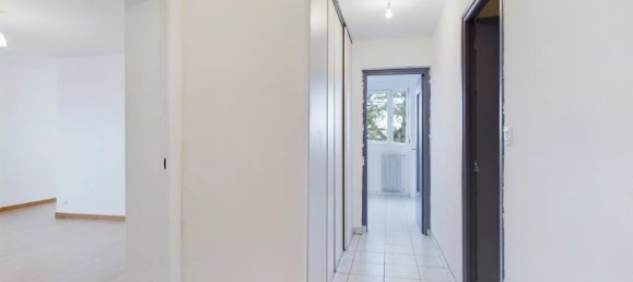 2 chambres Appartement à Romilly-sur-Seine, France No. 47282 6