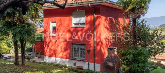 6 rooms Villa in Ranco, Italy No. 109330 2