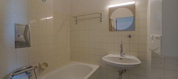2 rooms Apartment in Penzing, Austria No. 175342 6