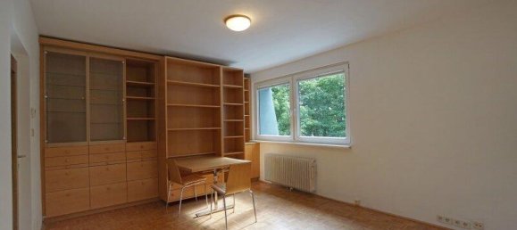 2 rooms Apartment in Penzing, Austria No. 175342 2