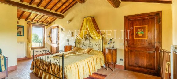 18 rooms House in Castiglione del Lago, Italy No. 3063 46