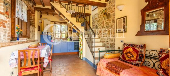 18 rooms House in Castiglione del Lago, Italy No. 3063 36