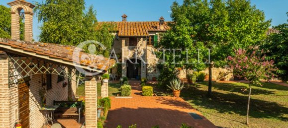 18 rooms House in Castiglione del Lago, Italy No. 3063 4