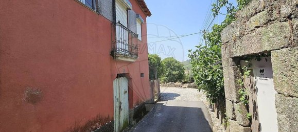 4 bedrooms House in Senhorim, Portugal No. 190366 3