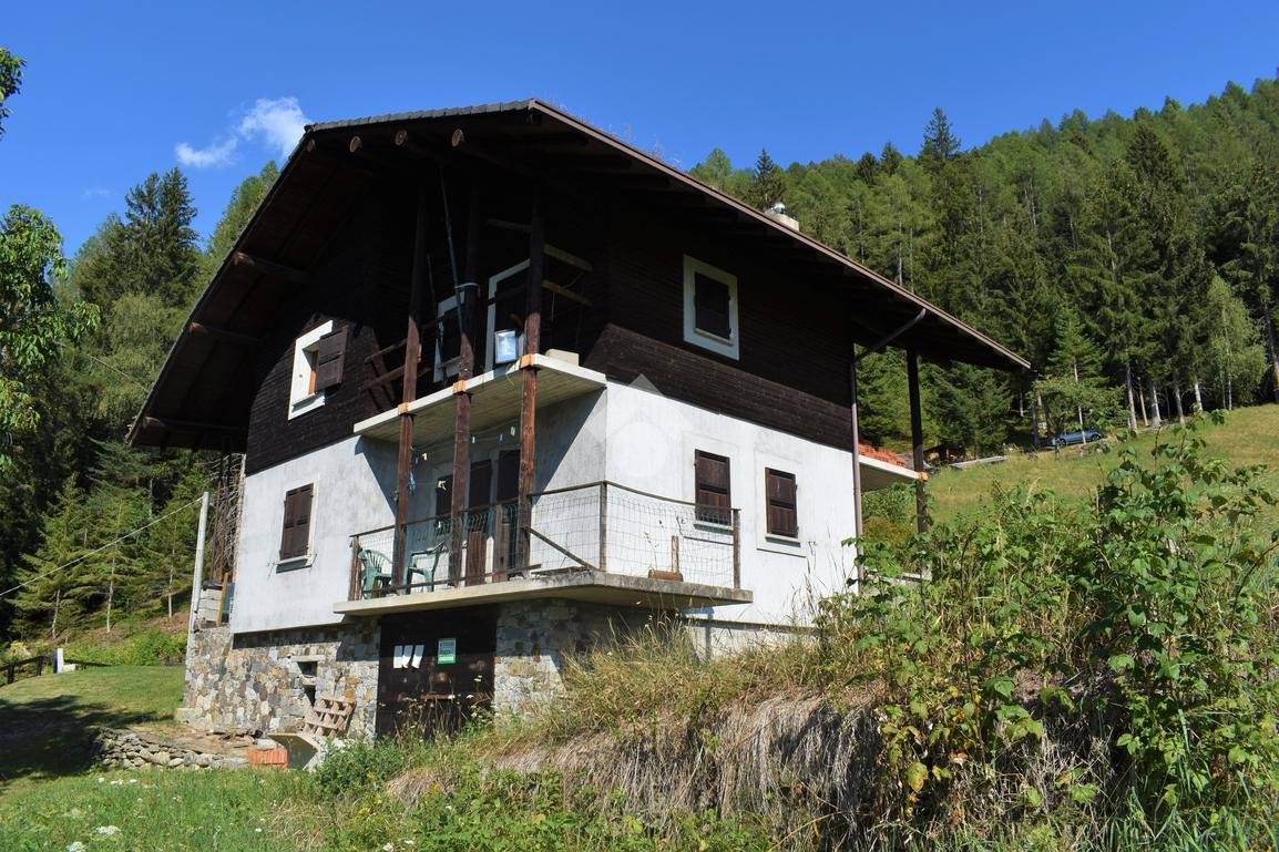 2 bedrooms House in Aprica, Italy No. 170614