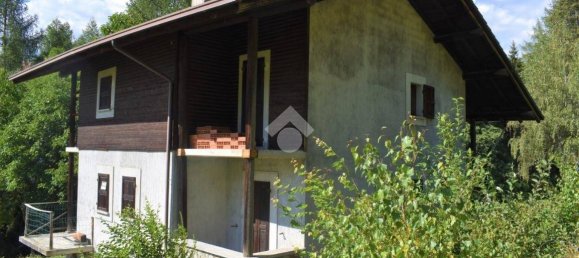 2 bedrooms House in Aprica, Italy No. 170614 4