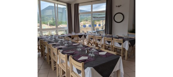 Дом с 13 спальнями в Систерон, Франция № 324106 3