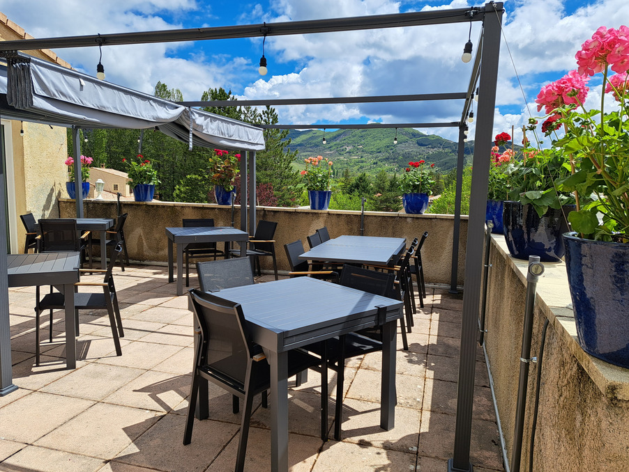 Дом с 13 спальнями в Систерон, Франция № 324106