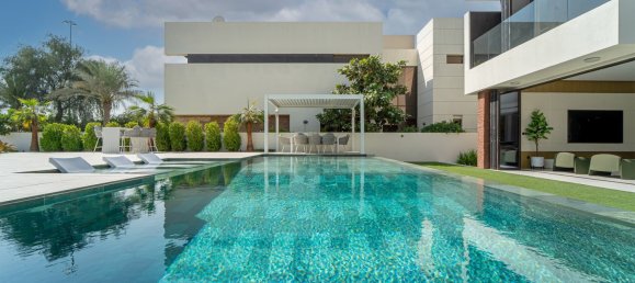 Вилла с 5 спальнями в DAMAC Hills (Akoya by DAMAC), ОАЭ № 110601 3