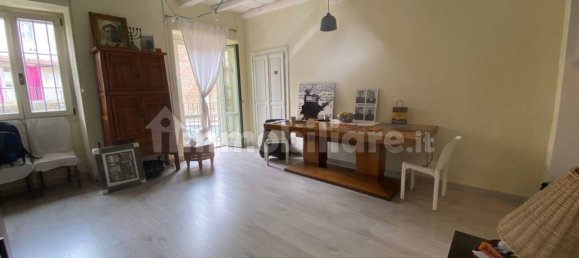 2 bedrooms Apartment in Turin, Italy No. 166533 3