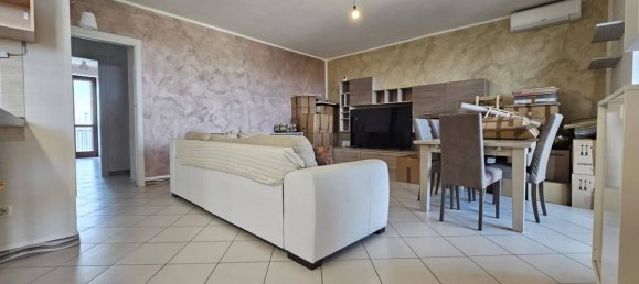 Apartamento T3 em Oleggio, Italy N.º 195746 8