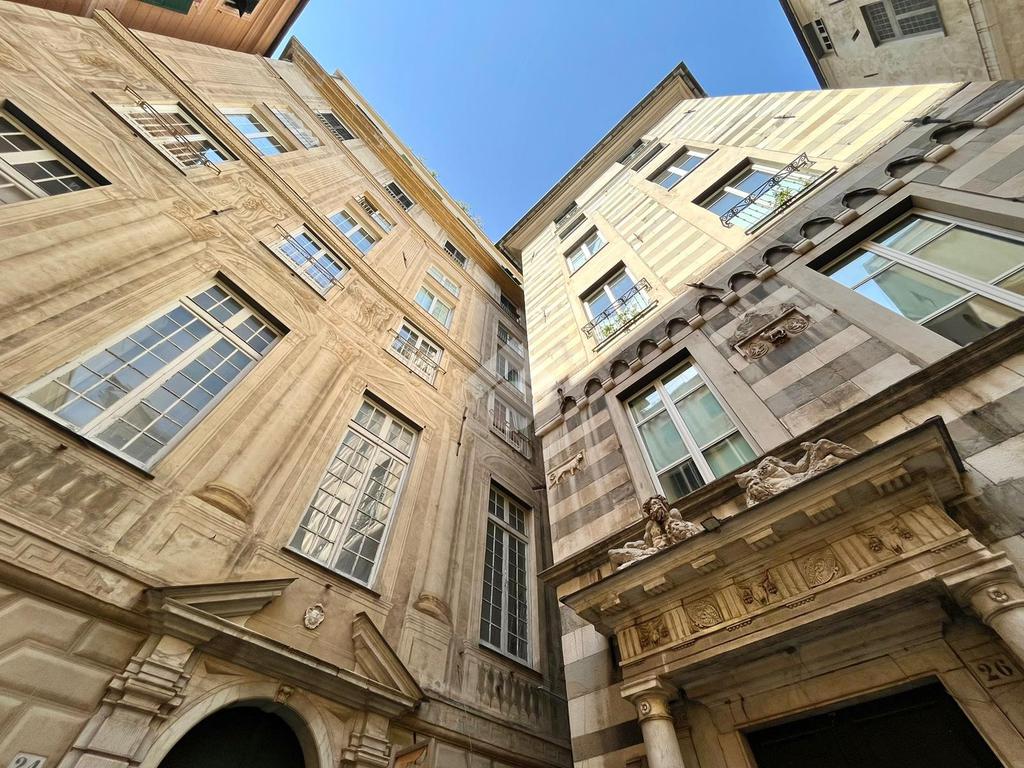 3 chambres Appartement à Genoa, Italy No. 386013