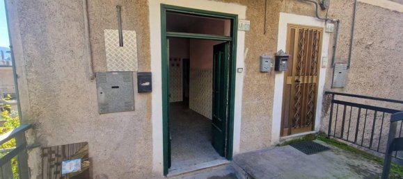 3 rooms Apartment in Valmontone, Italy No. 29584 4