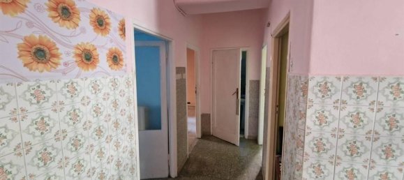 3 rooms Apartment in Valmontone, Italy No. 29584 7