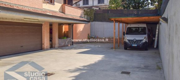 5غرفة فيلا في Pieve Fissiraga, Italy رقم 8491 6