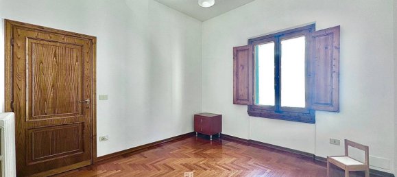 2 bedrooms Apartment in Florence, Italy No. 331207 15