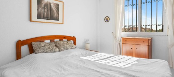 Apartamento de 3 dormitorios en Dehesa De Campoamor, Spain No. 186297 14