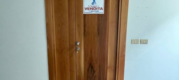 60m² Office in Ariano Irpino, Italy No. 175306 18