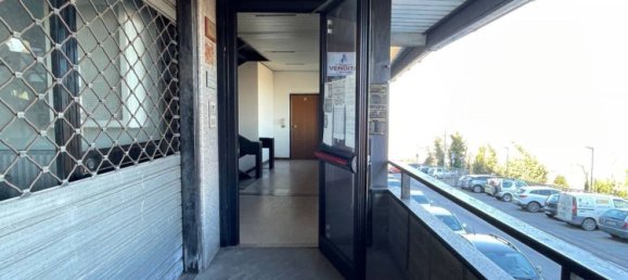 60m² Office in Ariano Irpino, Italy No. 175306 13