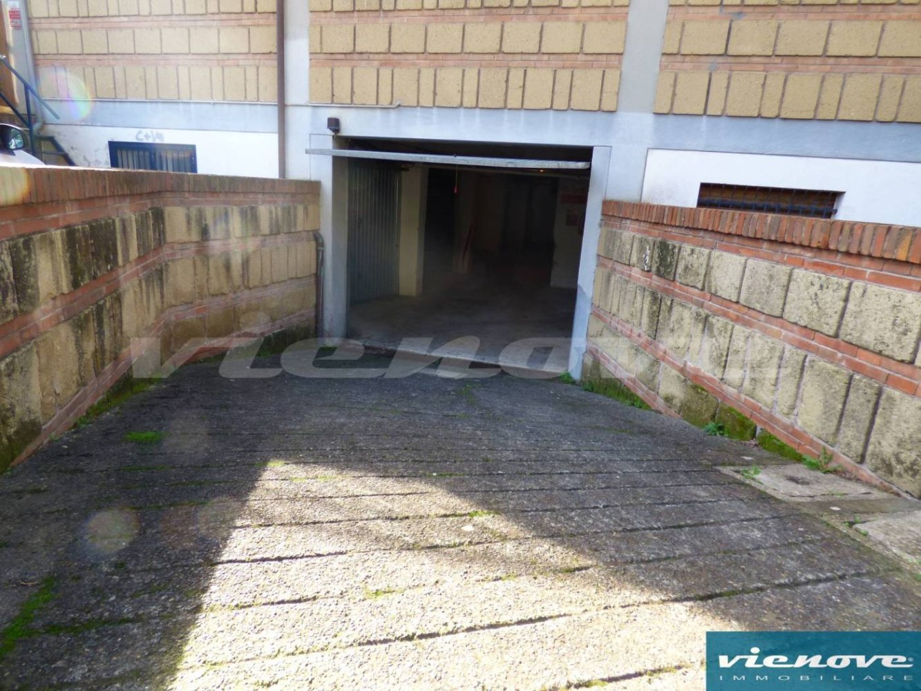 40m² Garage in Rome, Italy No. 229865