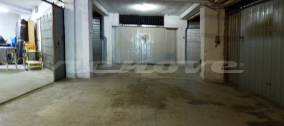 40m² Garage in Rome, Italy No. 229865 2