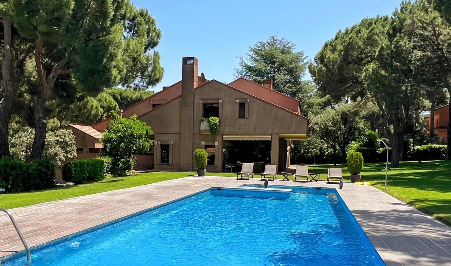 6 bedrooms House in Pozuelo de Alarcon, Spain No. 158553