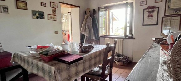 6 rooms House in Uzzano, Italy No. 160566 15