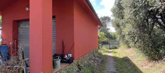 6 rooms House in Uzzano, Italy No. 160566 25