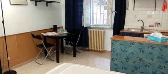 2 chambres Appartement à Rome, Italy No. 359146 2