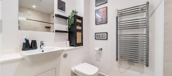 1 bedroom Apartment in London, United Kingdom No. 12226 10