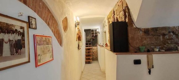 1 bedroom Apartment in Florence, Italy No. 257803 7