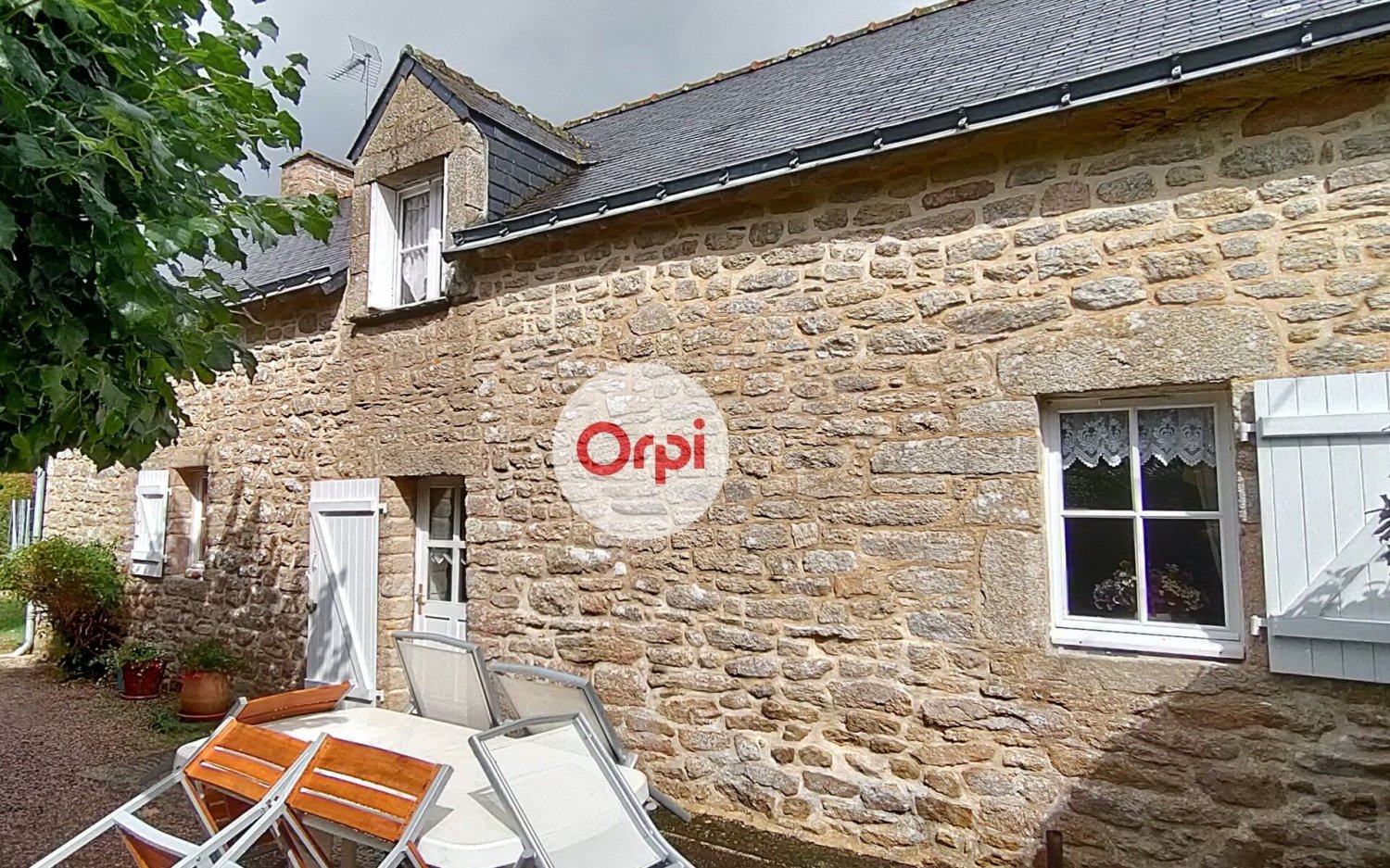 4 rooms House in Morbihan, France No. 337586