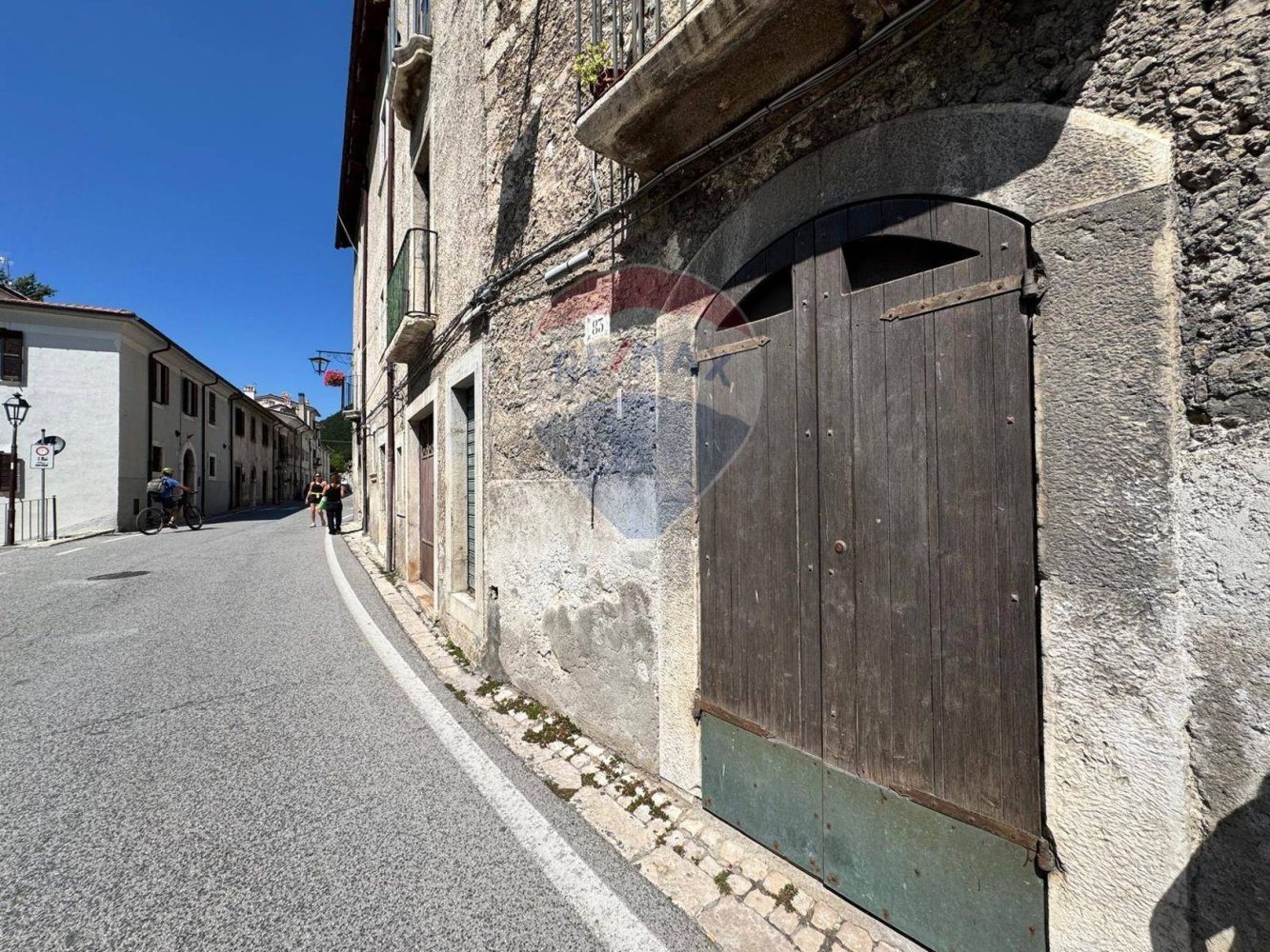 2-salle Propriété commerciale à Villetta Barrea, Italy No. 388273