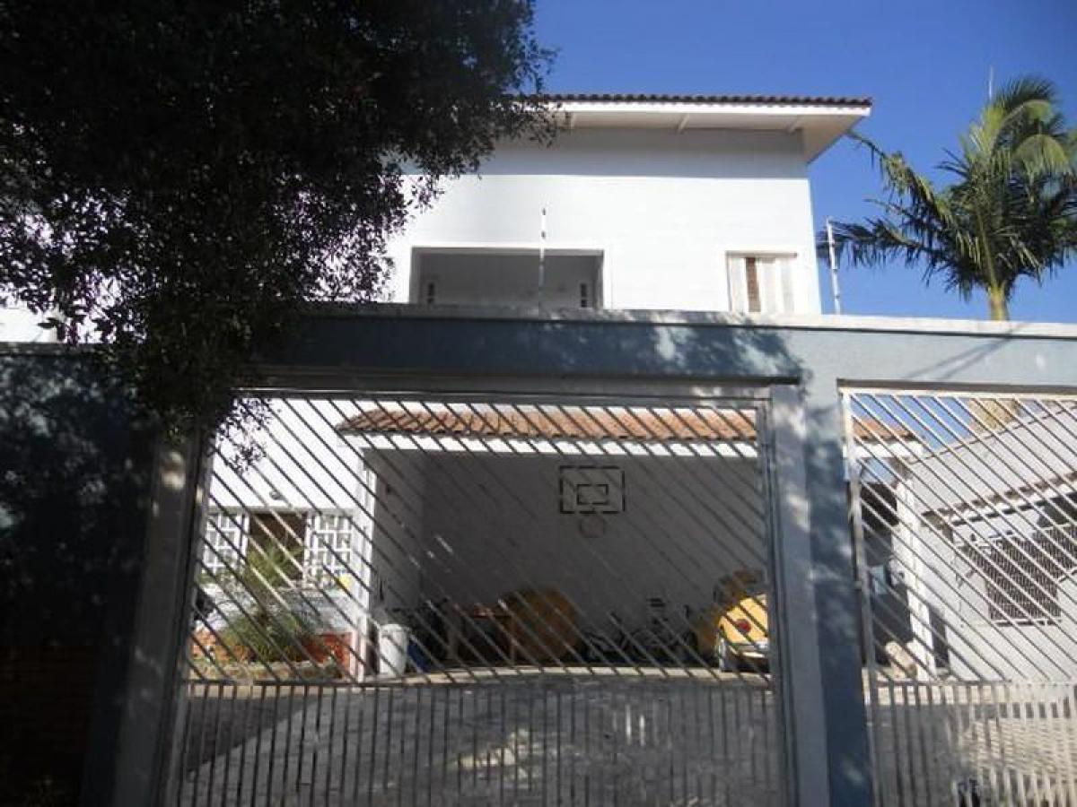 4 bedrooms House in Sao Paulo, Brazil No. 589075