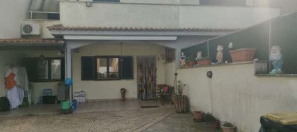 4 bedrooms House in Anzio, Italy No. 335198 6