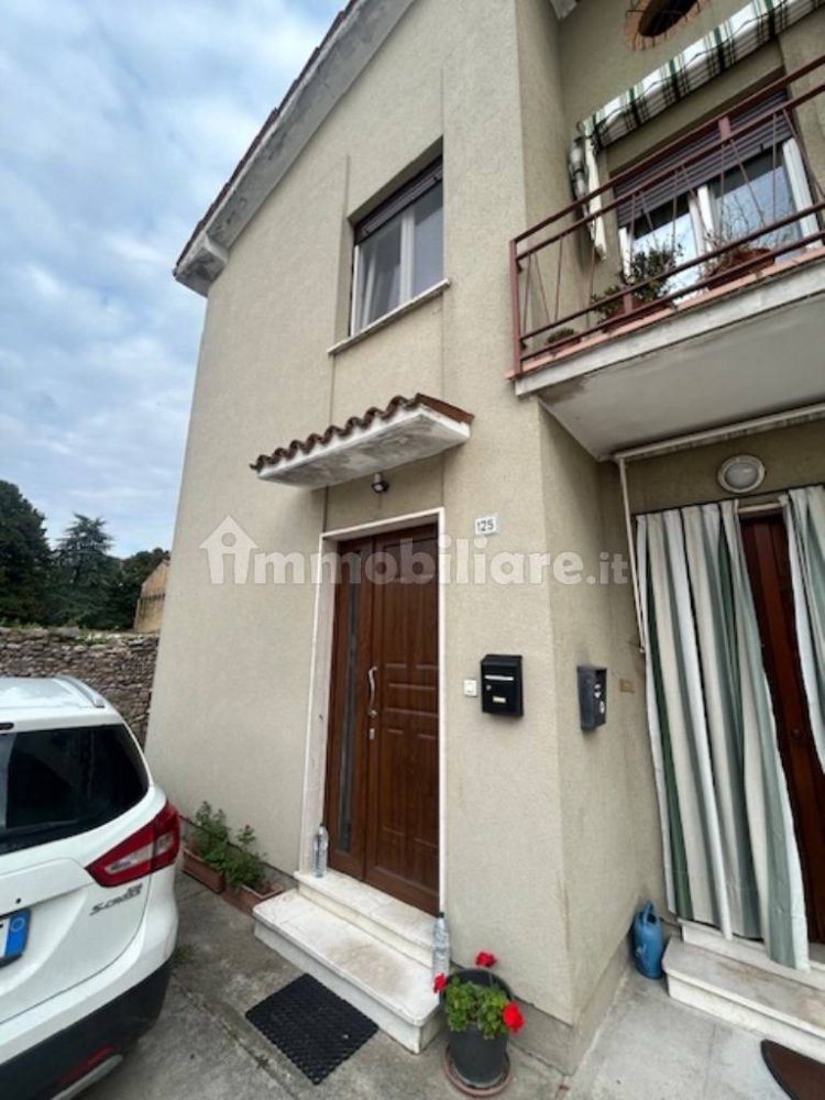 2 غرف نوم شقة في Goito, Italy رقم 69608