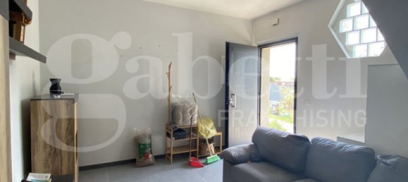 2 bedrooms House in Fratta Polesine, Italy No. 325877 5